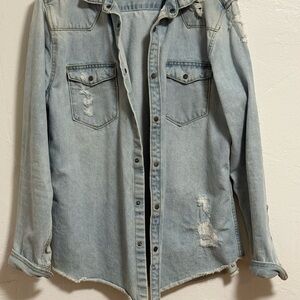 Zara Light Wash Distressed Denim Jacket Men’s Size Large 42